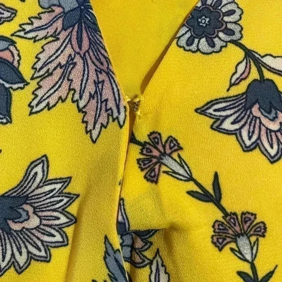 Banana Republic yellow floral wrap midi dress sz 2  Pet - Picture 4 of 6